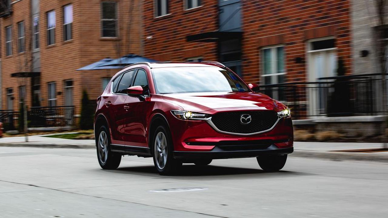 Giá xe Mazda CX-5 lăn bánh tháng 11/2021, hỗ trợ tương đương 50% LPTB