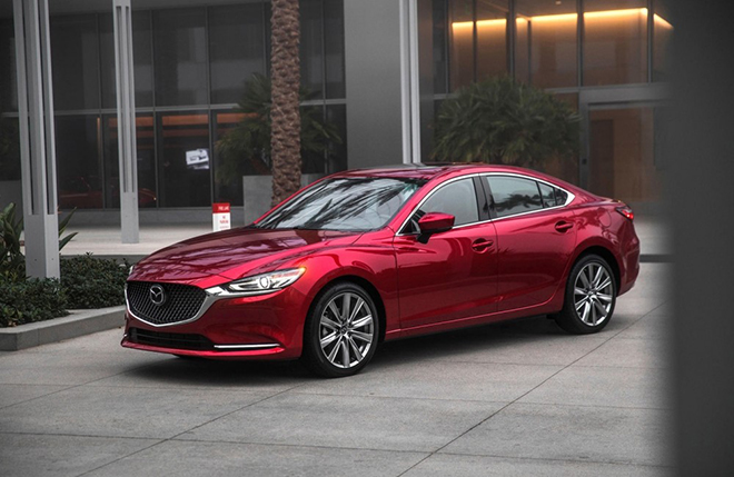 Giá xe Mazda6 lăn bánh tháng 12/2021, ưu đãi 49 triệu đồng và giảm 50% LPTB