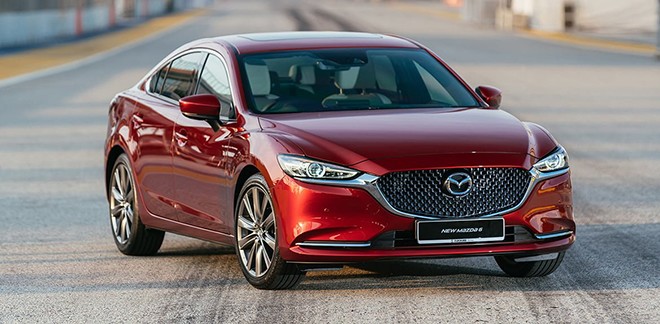 Giá xe Mazda6 niêm yết và lăn bánh tháng 2/2024