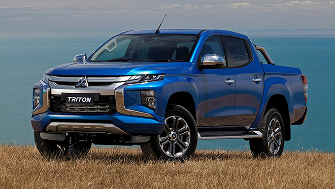 Giá xe Mitsubishi Triton lăn bánh tháng 9/2021