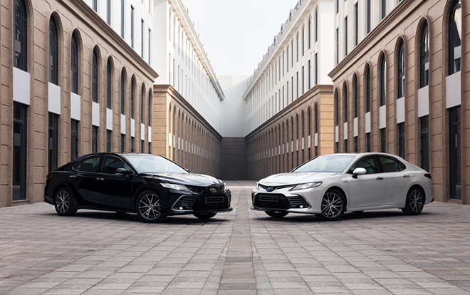 Giá xe Toyota Camry lăn bánh tháng 2/2022, giảm 10% phí bảo hiểm vật chất