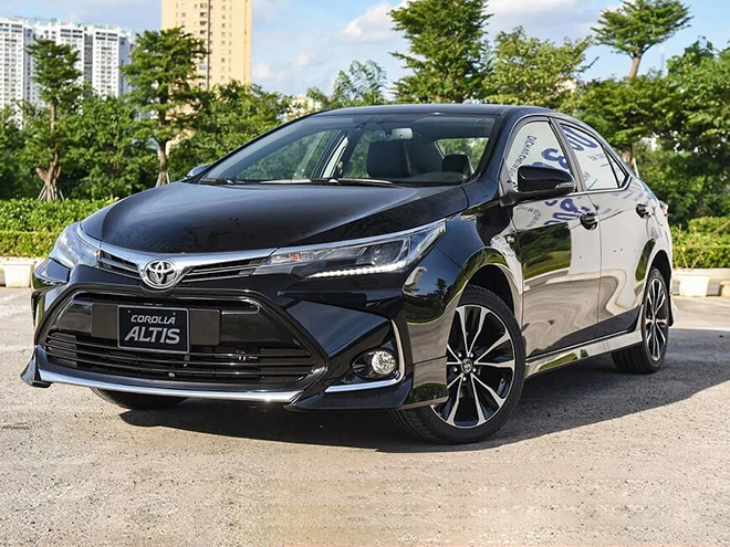 Giá xe Toyota Corolla Altis lăn bánh tháng 11/2021, ưu đãi 40 triệu đồng LPTB