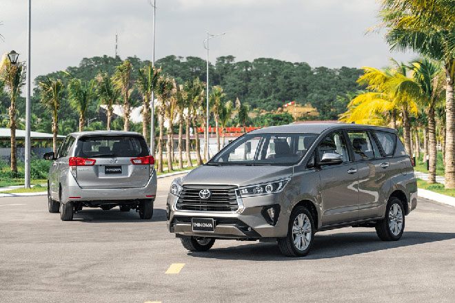 Giá xe Toyota Innova lăn bánh tháng 9/2023, giảm 50% phí trước bạ