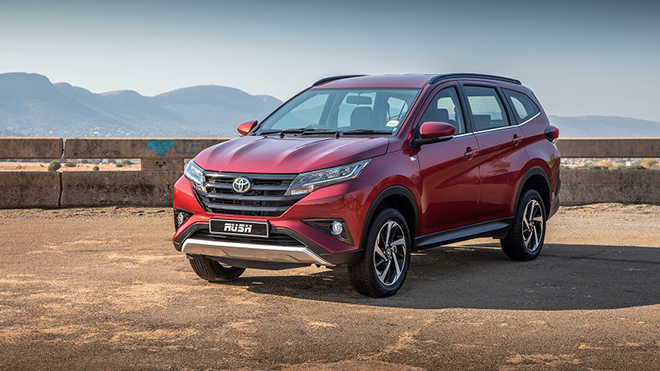 Giá xe Toyota Rush lăn bánh tháng 10/2022, ưu đãi lãi suất vay