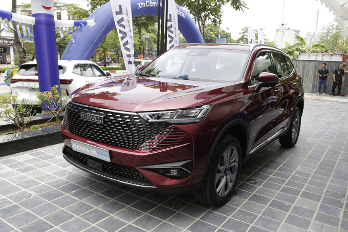 Haval H6 giảm giá hơn 240 triệu đồng