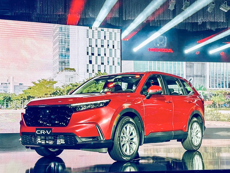 Honda CR-V thế hệ mới ra mắt, giá bán từ 1,1 tỷ đồng