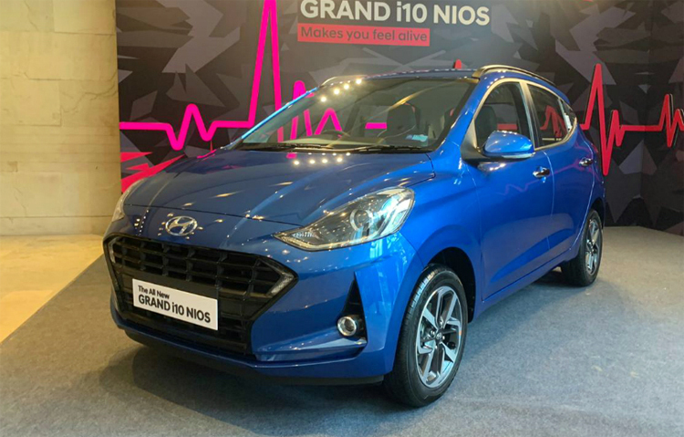 Hyundai i10 thế hệ mới giá từ 7.000 USD