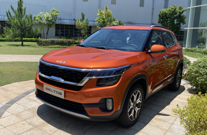 Kia và Toyota tranh ngôi vương crossover cỡ nhỏ thị trường Việt