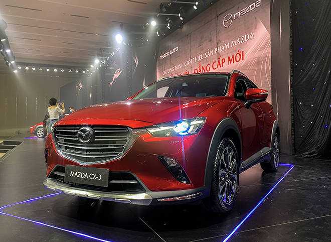 Khách hàng mua xe Mazda trong tháng này được hưởng những ưu đãi gì