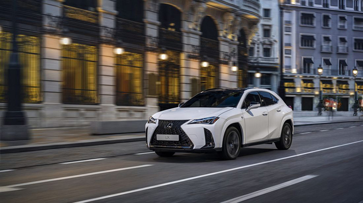 Lexus UX 2023 ra mắt, crossover hạng sang trang bị động cơ hybrid