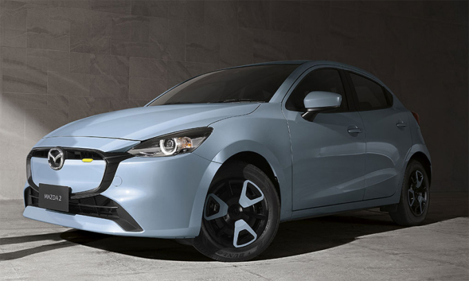 Mazda2 bản nâng cấp giá từ 17.000 USD