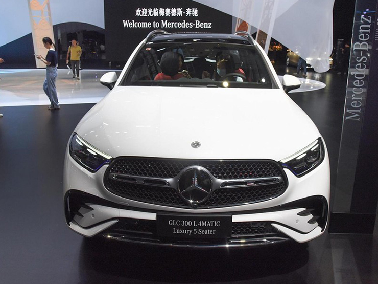 Mercedes-Benz Việt Nam chốt ngày ra mắt dòng xe GLC mới