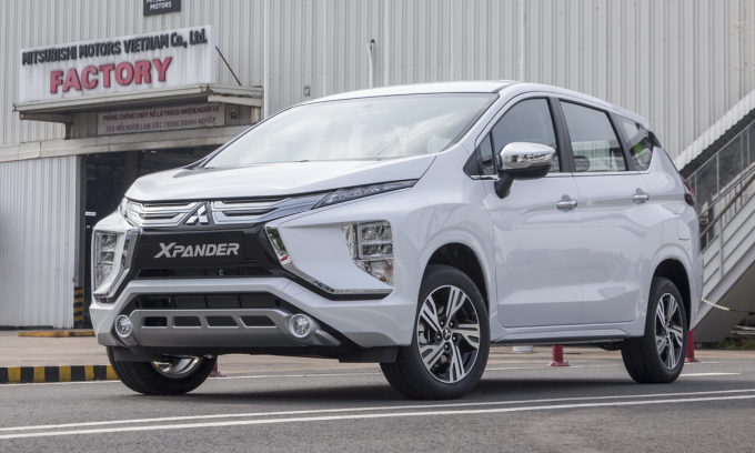 Mitsubishi Xpander bán gấp đôi Toyota Veloz, Avanza