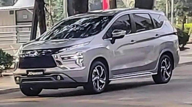 Mitsubishi Xpander bản nâng cấp chạy thử trên phố