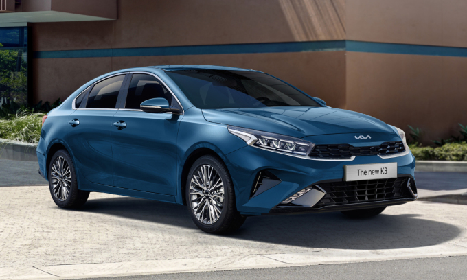 Kia K3 thêm bản 2.0, giá 689 triệu đồng