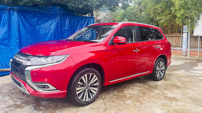 Phiên bản nâng cấp của dòng xe Outlander có mặt tại Việt Nam