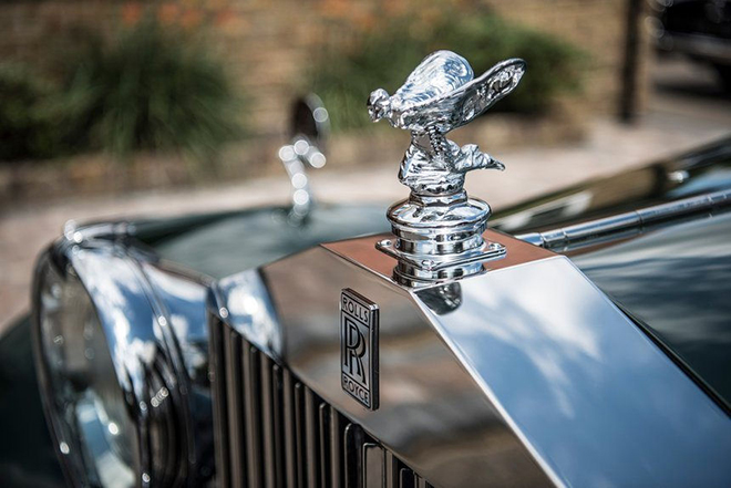 Rolls-Royce thiết kế lại biểu tượng 