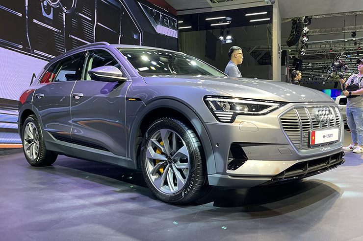 SUV thuần điện Audi e-tron trình làng tại VMS 2022