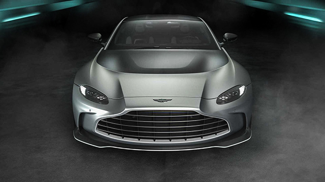 Siêu xe Aston Martin V12 Vantage phiên bản giới hạn trình làng