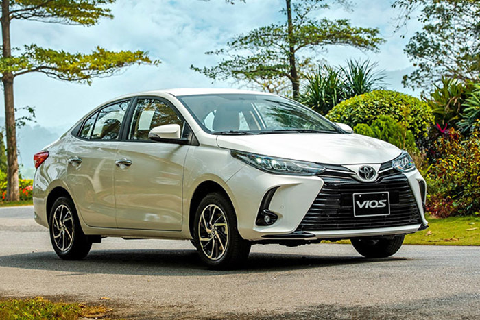 Top xe ô tô vừa đẹp vừa rẻ đang bán rất chạy tại thị trường Việt Nam 2021