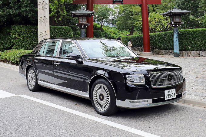 Toyota Century - xế hộp cổ điển tràn công nghệ