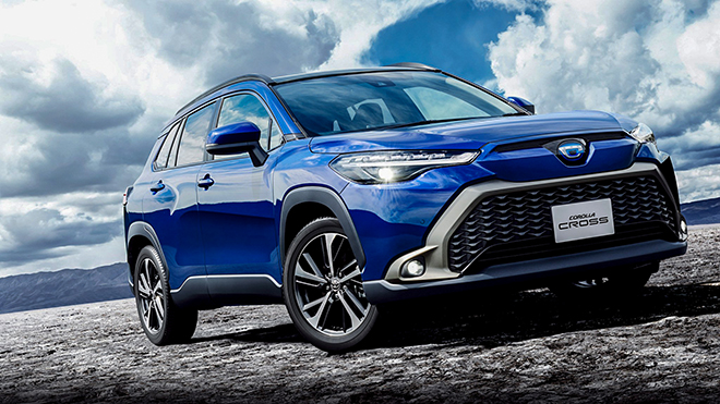 Toyota Corolla Cross ra mắt tại quê nhà, có thêm hệ dẫn động AWD