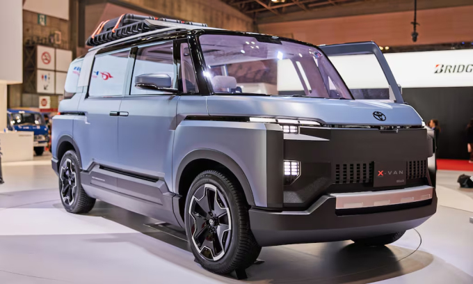 Toyota X-Van Gear concept - xế lạ toàn cửa trượt