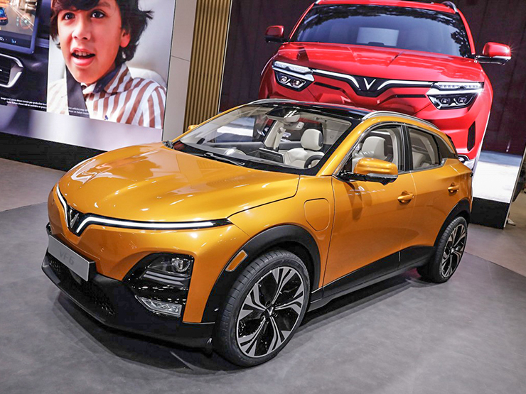 VinFast VF6 tung hình ảnh nội thất tại Paris Motor Show 2022