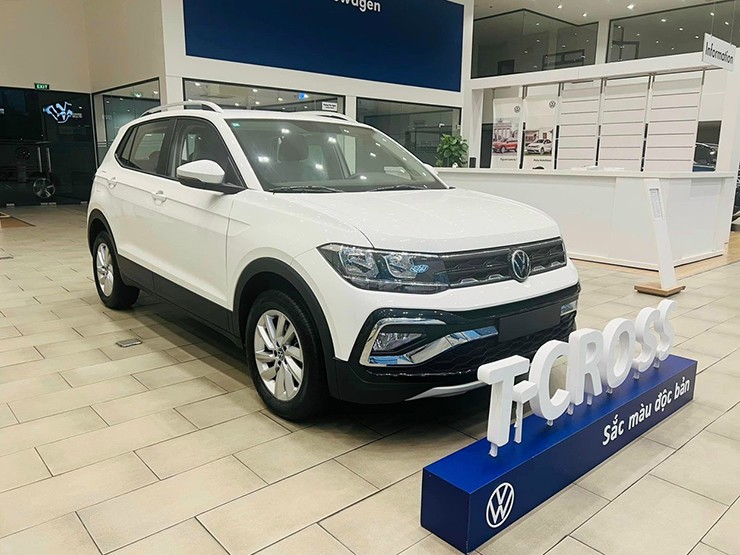 Volkswagen T-Cross giảm giá gần 200 triệu đồng tại đại lý