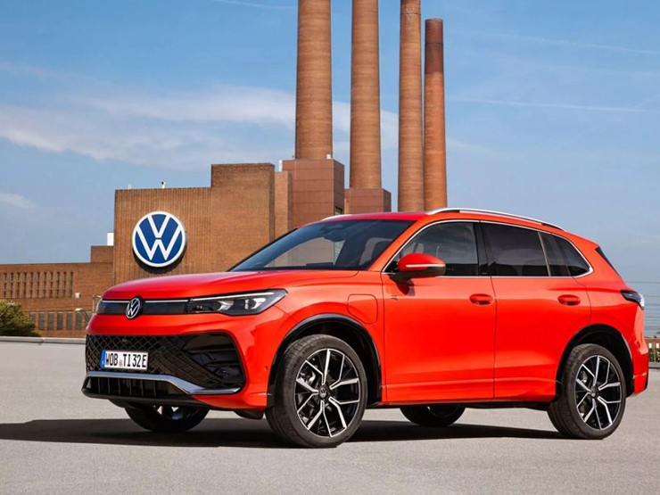 Volkswagen Tiguan phiên bản mới và sở hữu động cơ lai lộ diện