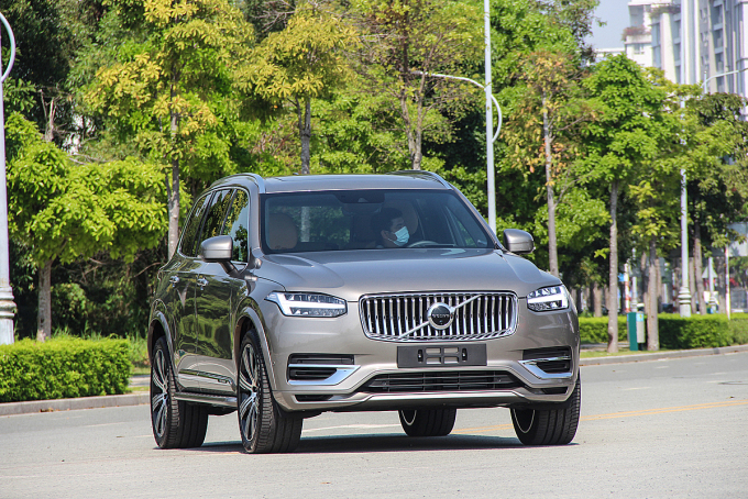 Loạt xe Volvo giảm giá hàng trăm triệu đồng