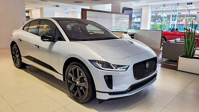 Xe điện Jaguar I-PACE thứ 2 có mặt tại Việt Nam