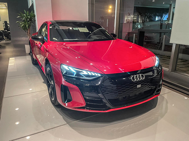 Xe điện hạng sang Audi E-tron chính hãng có mặt tại đại lý