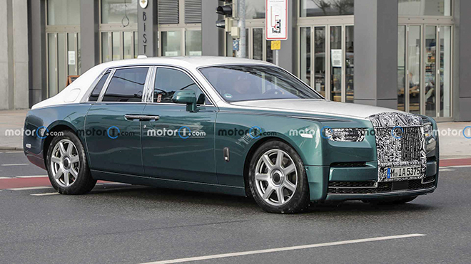 Xe siêu sang Rolls-Royce Phantom VIII phiên bản nâng cấp chạy thử trên phố