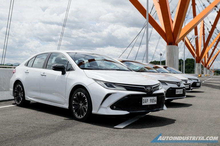 Toyota Corolla Altis 2022 thêm bản thể thao, có thể về Việt Nam năm nay