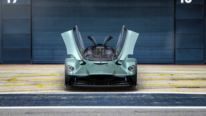 Aston Martin Valkyrie Spider 2022: chiếc xe Công thức 1 trên đường phố