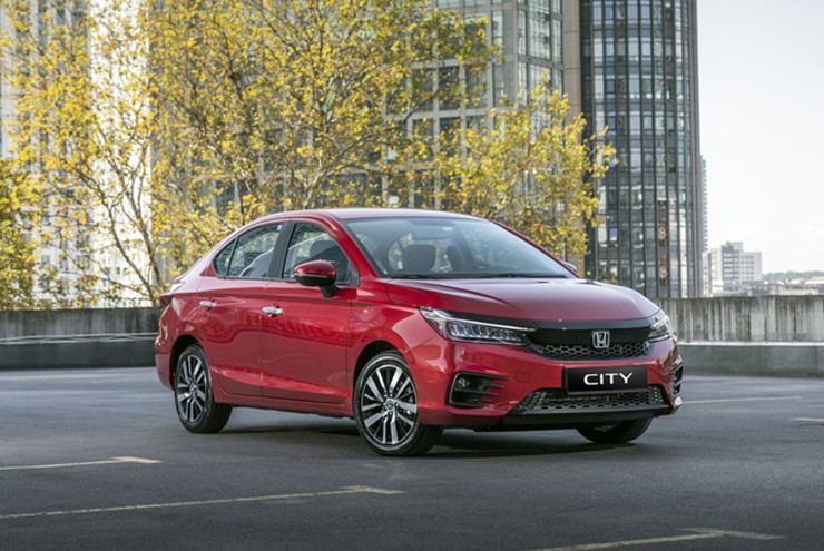 Honda City phục hồi mạnh mẽ, cho Hyundai Accent hít khói