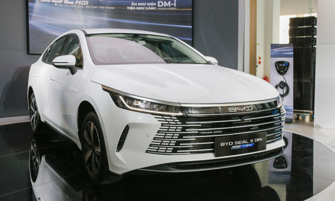Ôtô hybrid ồ ạt vào Việt Nam