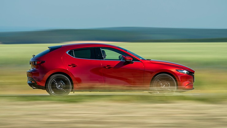 Giá xe Mazda3 mới nhất kèm ưu đãi tháng 3/2026