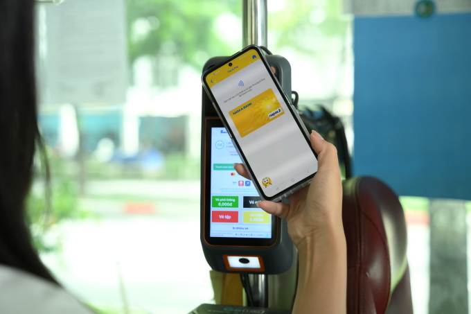Napas triển khai thanh toán không tiếp xúc trên xe bus tại TP HCM