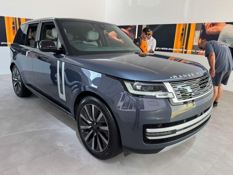 Range Rover phiên bản thuần điện lộ diện trước ngày ra mắt