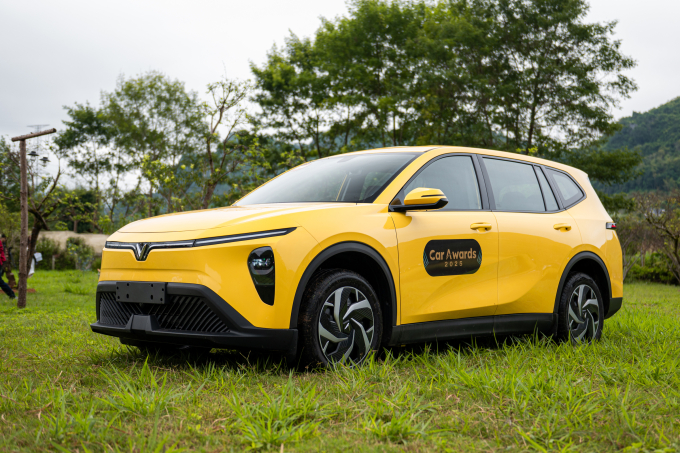 Doanh số ôtô tháng 11 bùng nổ