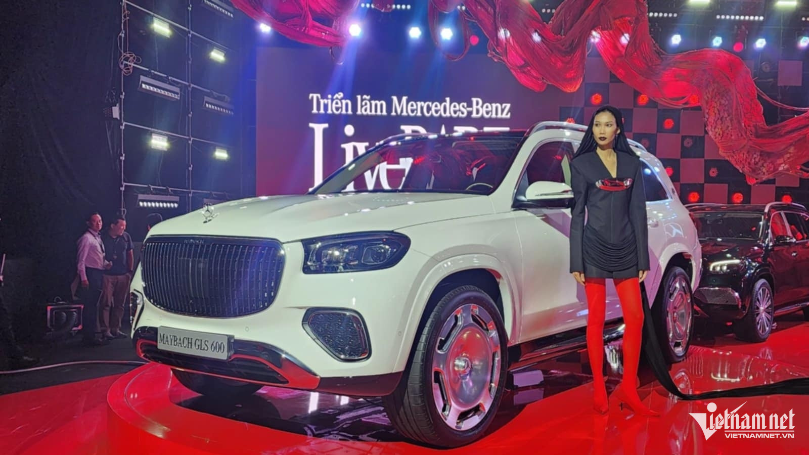 Nhìn lại loạt ô tô mới vừa ra mắt trong tháng 7: Xe sang tiền tỷ 'chiếm sóng'