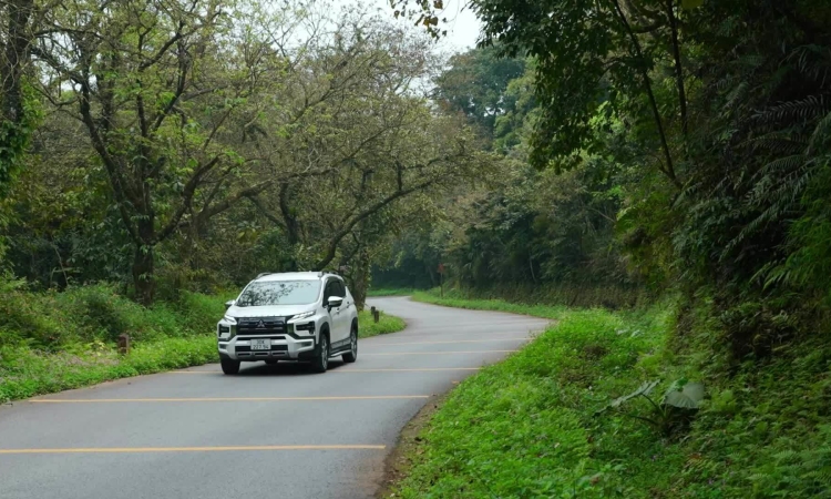 Mitsubishi Xpander Cross mới - thêm chất SUV cho xe gia đình