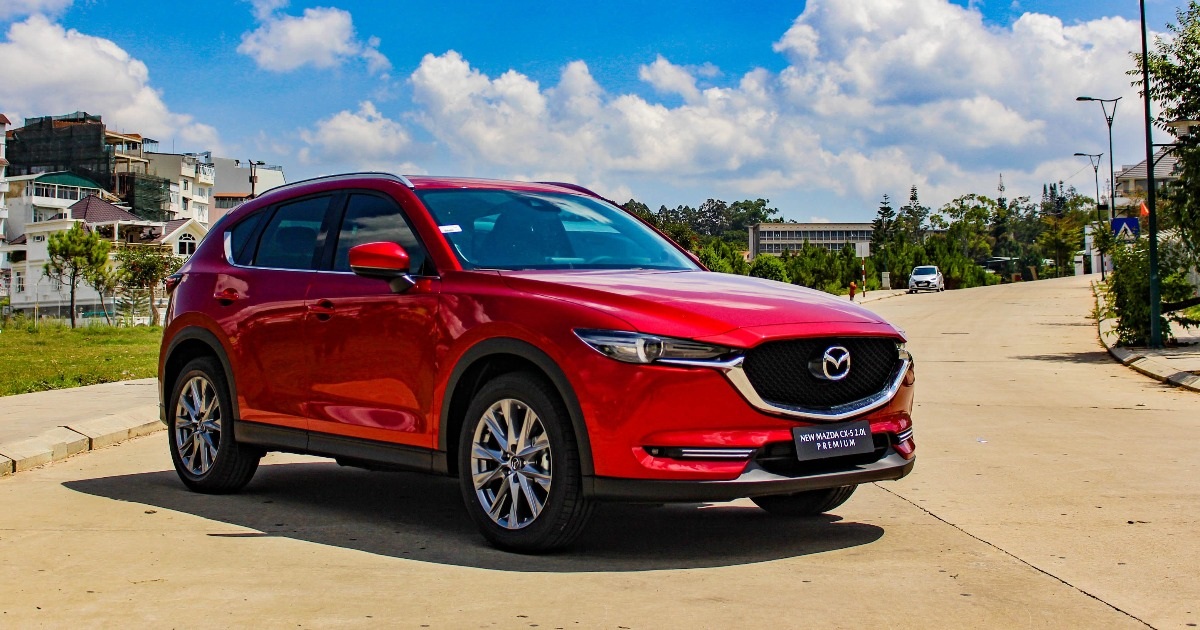 Đặt trước Mazda CX-5 chờ giảm phí trước bạ, khách Việt vẫn bị 