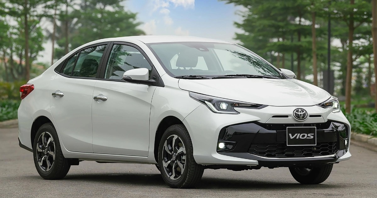 Phân khúc sedan hạng B tháng 10: Toyota Vios bám sát Hyundai Accent