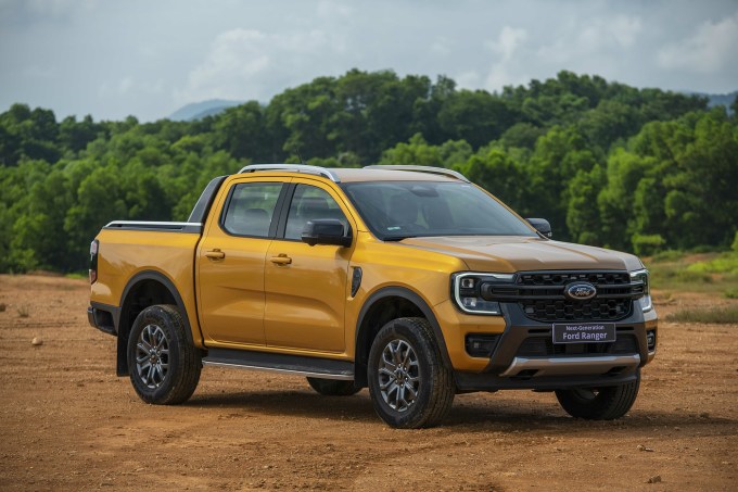 Ford Ranger 2022: động cơ mới, thêm phiên bản, giá tăng nhẹ