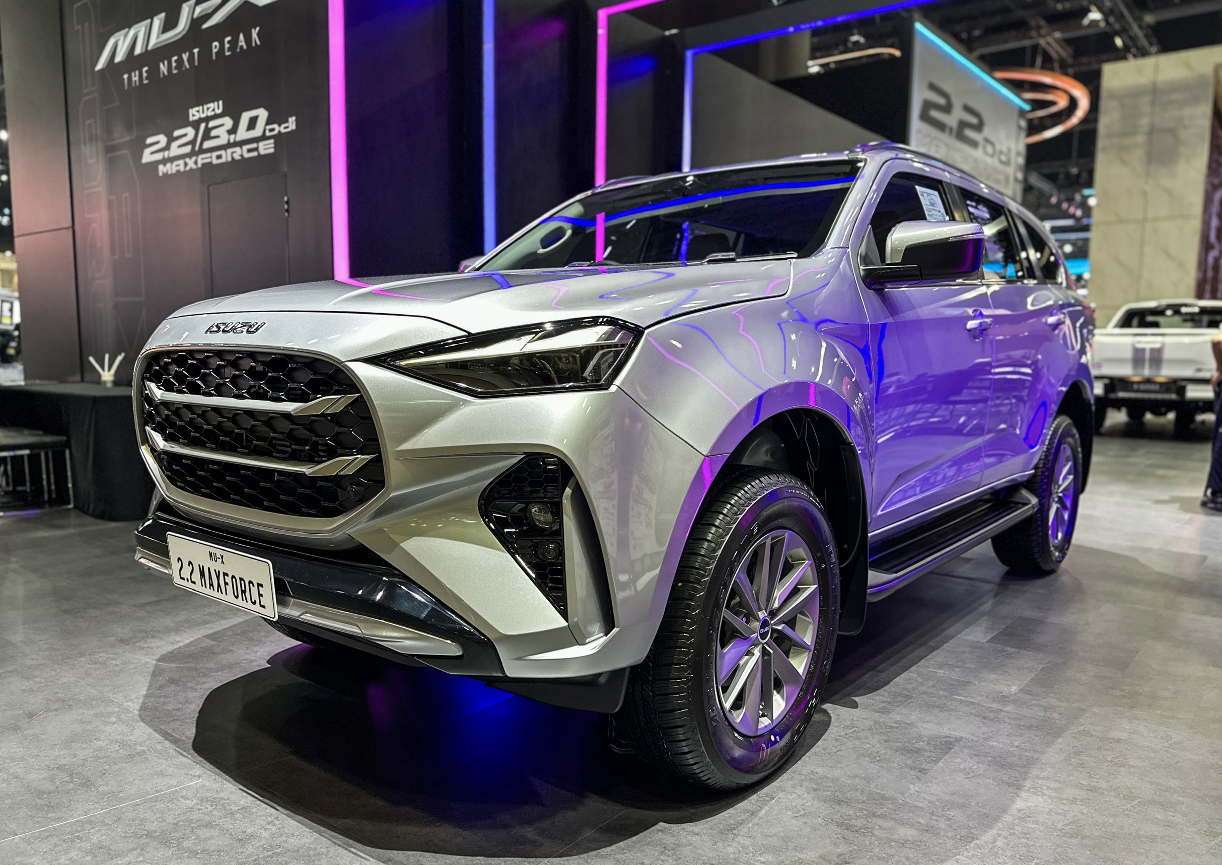 Isuzu Mu-X mới chốt ngày ra mắt tại Việt Nam
