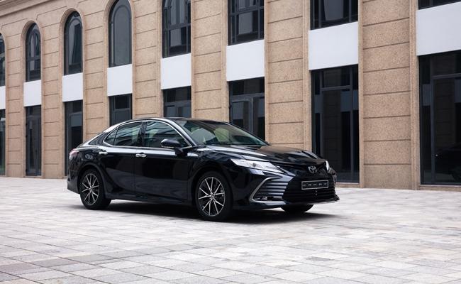 Giá xe Camry mới nhất tháng 01/2022 đầy đủ các phiên bản