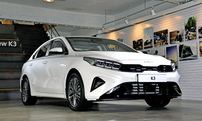 Cerato, Civic sắp có bản nâng cấp tại Việt Nam, chờ Hyundai 